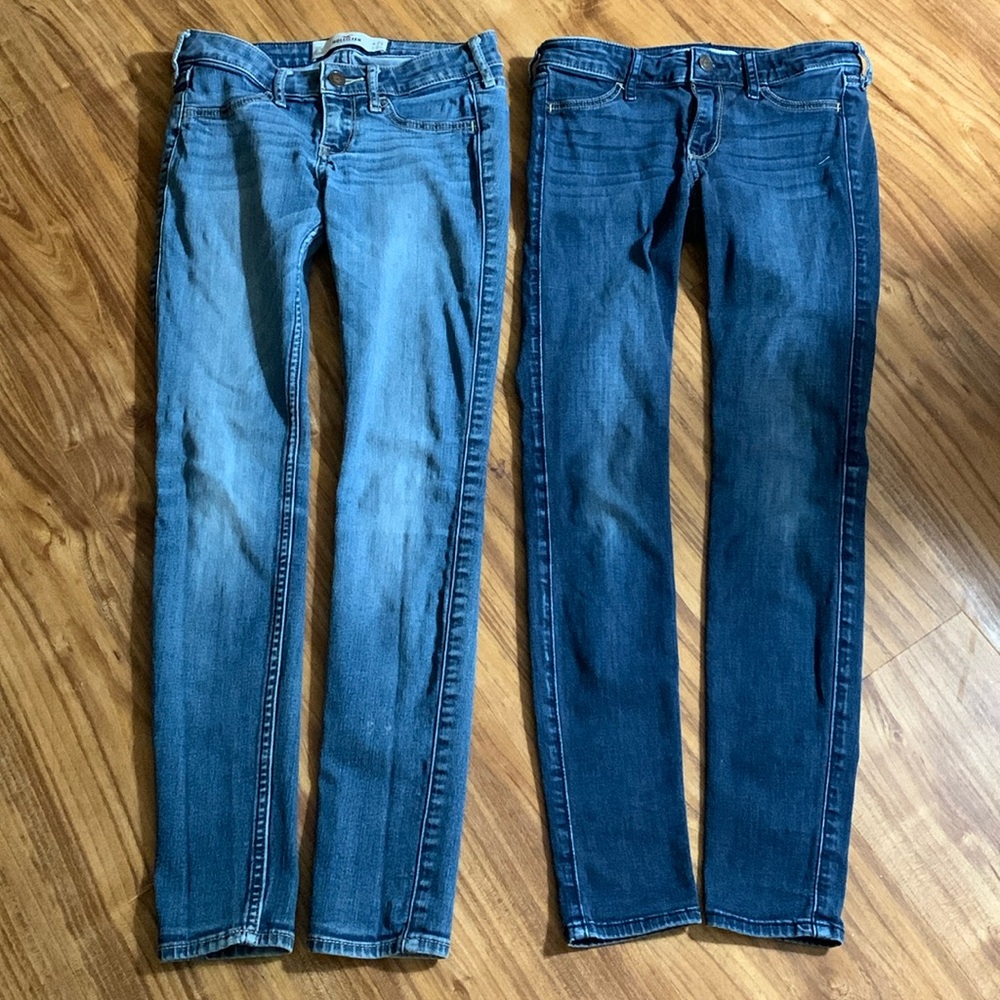 Pair of Hollister Jeans- Sz 0S (24 x 27)